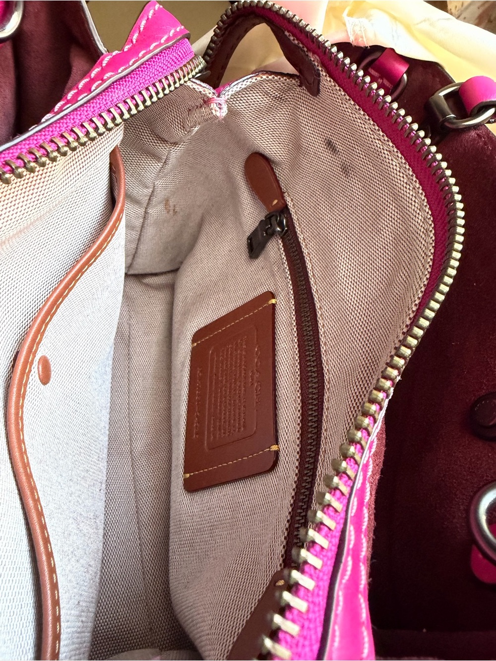 Coach Rogue 25 Fuchsia - Picture 11 of 14